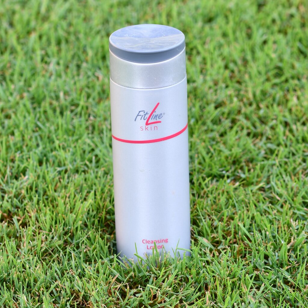 lozione detergente fitline skin